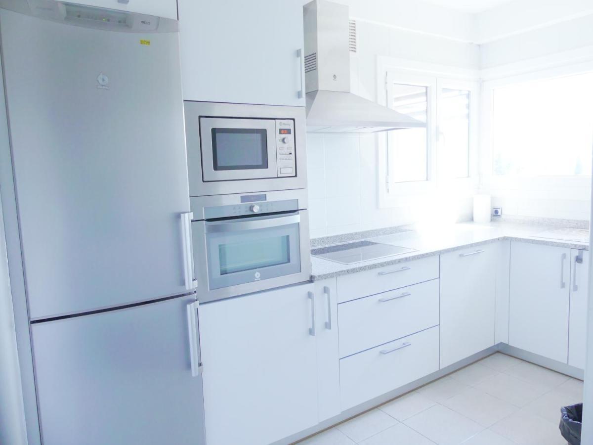 Apartamento Luminoso, Funcional Y Amplio En Zona Hospitalaria 팜플로나 외부 사진